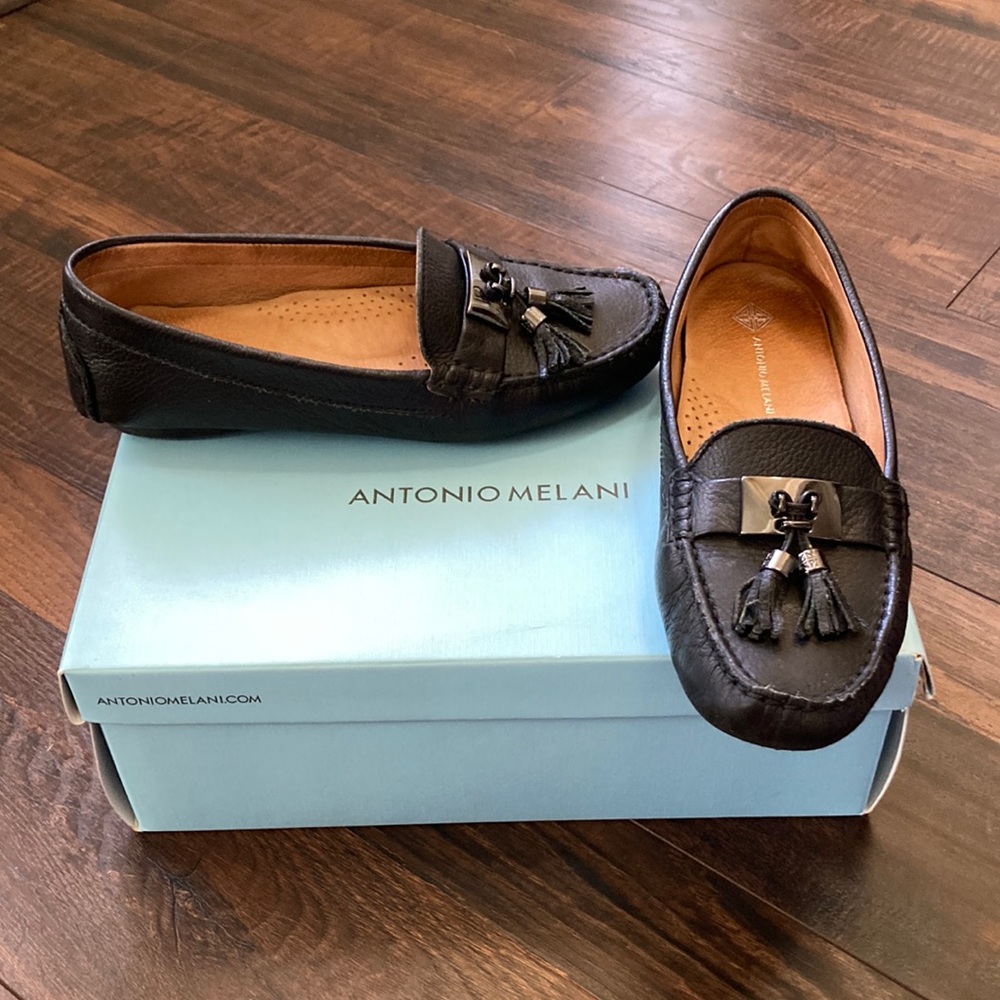 Antonio Melani loafers size 6.5M